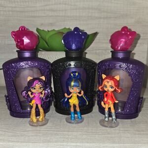 Monster High Series 2 Clawdeen Potions Set